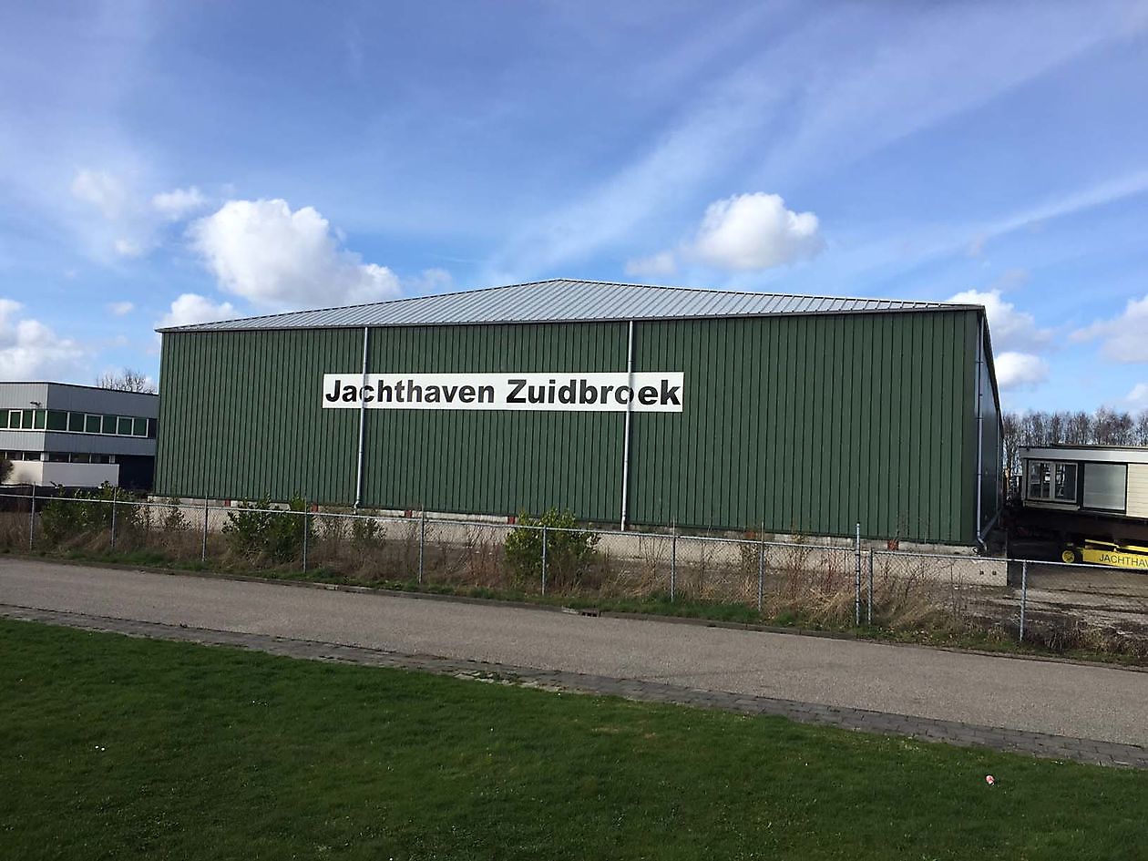 Jachtenhaven en Botenopslag Zuidbroek - Jachthaven Zuidbroek Groningen